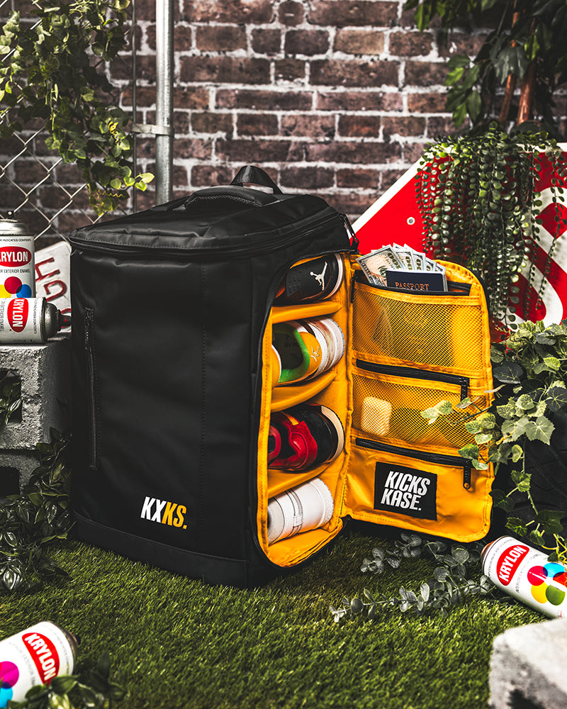 Originals Sneaker Backpack (Black/Taxi Yellow)