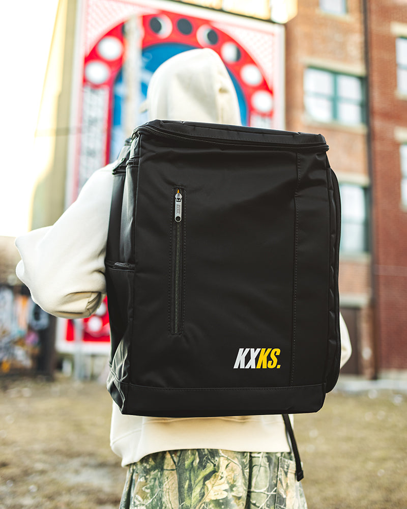 Originals Sneaker Backpack (Black/Taxi Yellow)